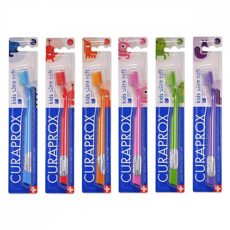 Фото Зубная щетка Curaprox Kids Ultrasoft (от 4 до 12 лет)